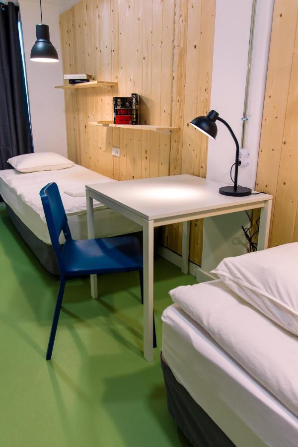 Koala Hostel Аліканте Екстер'єр фото