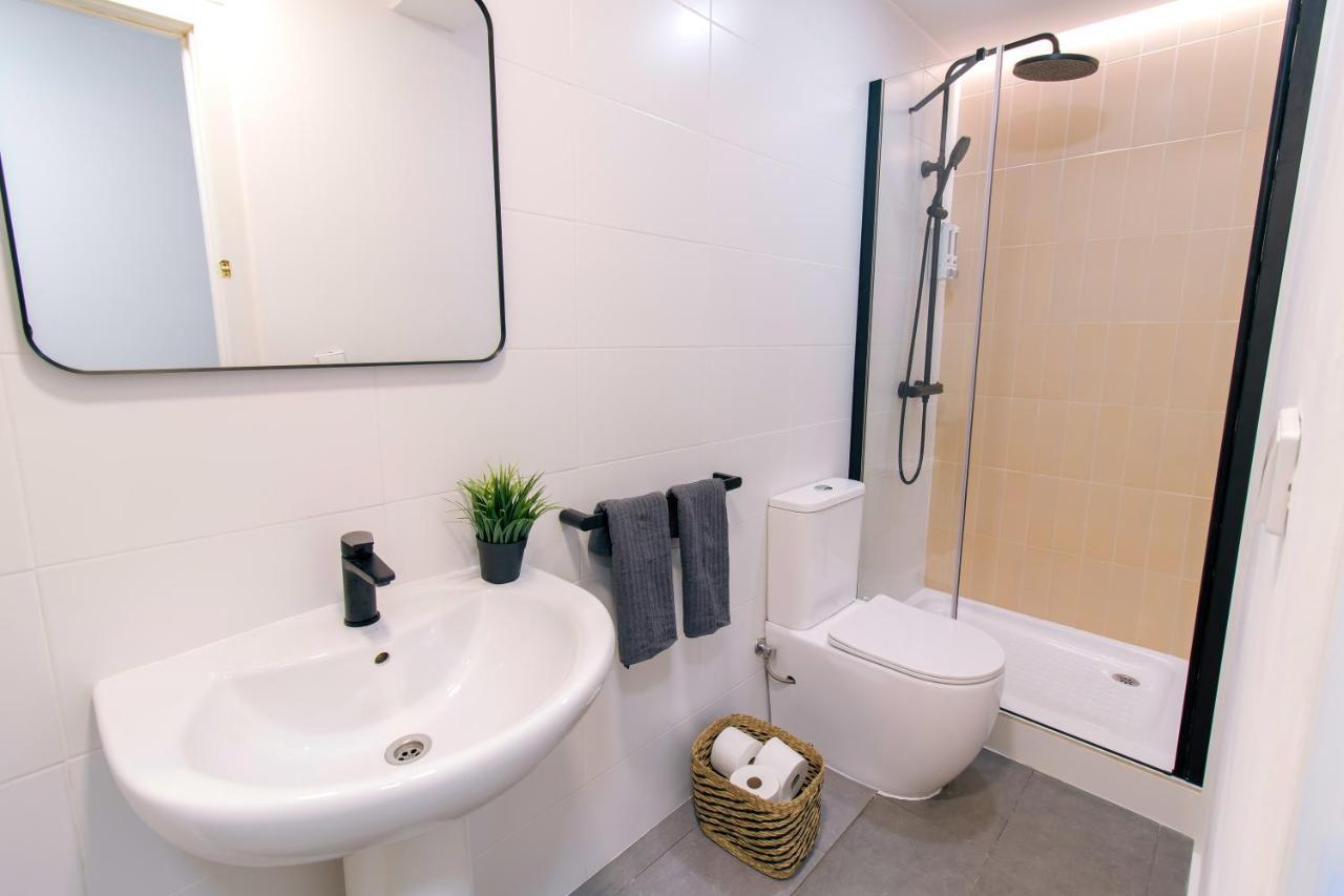 Koala Hostel Аліканте Екстер'єр фото