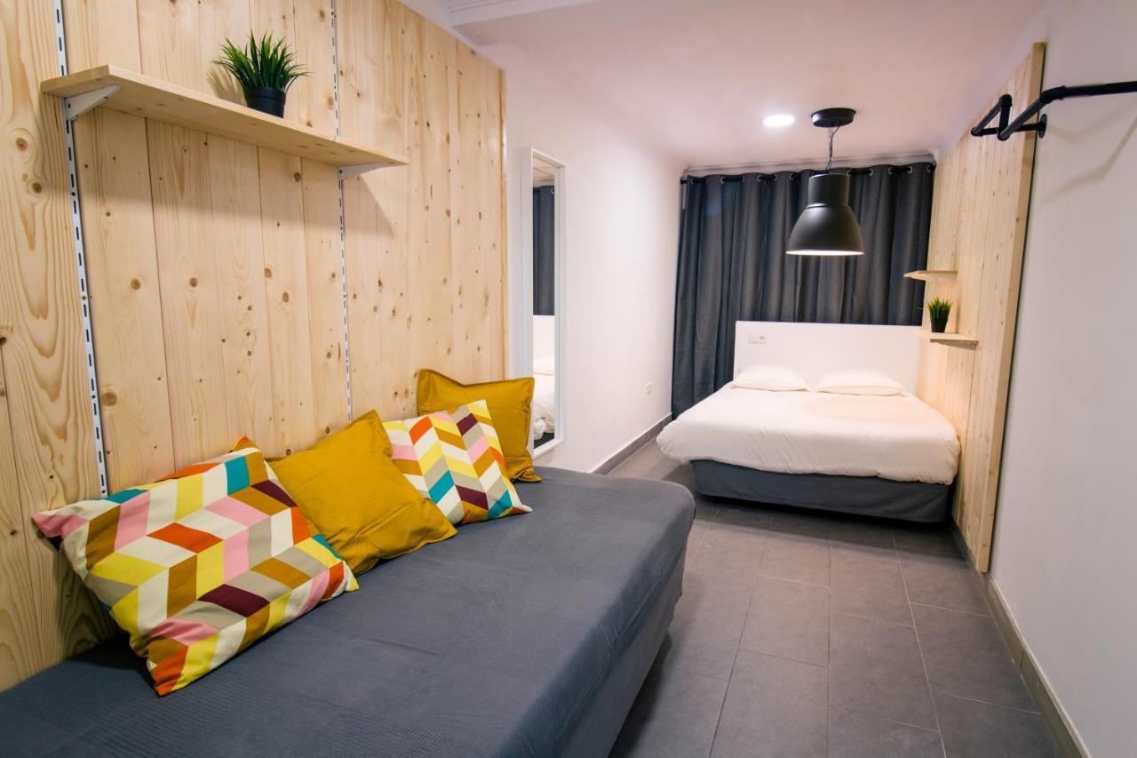 Koala Hostel Аліканте Екстер'єр фото